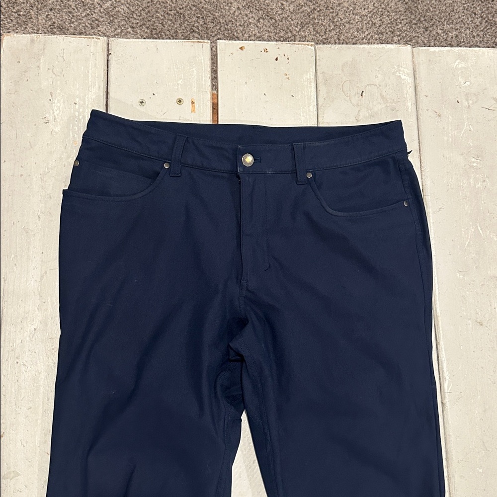 Lululemon ABC Pant *Skinny 34" True Navy 32x34.  Great condition! Warpstreme - Picture 2 of 6